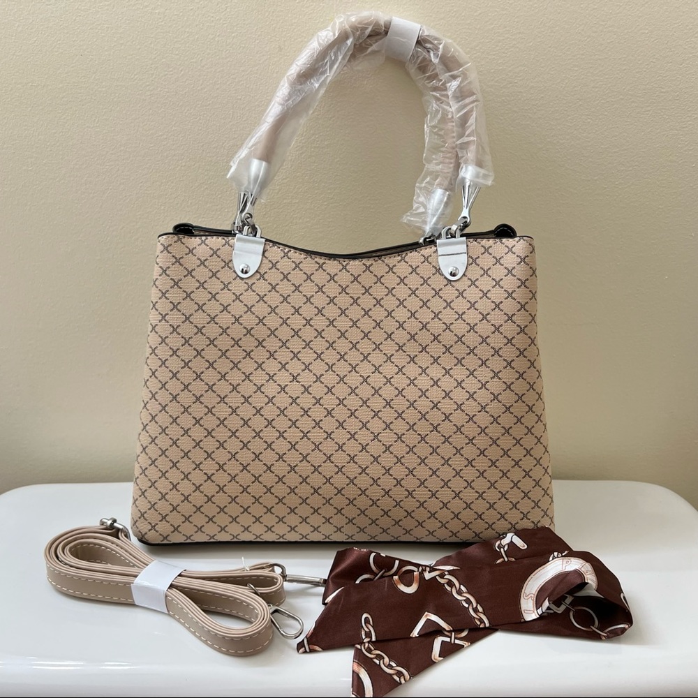 NWOT Beige Handbag